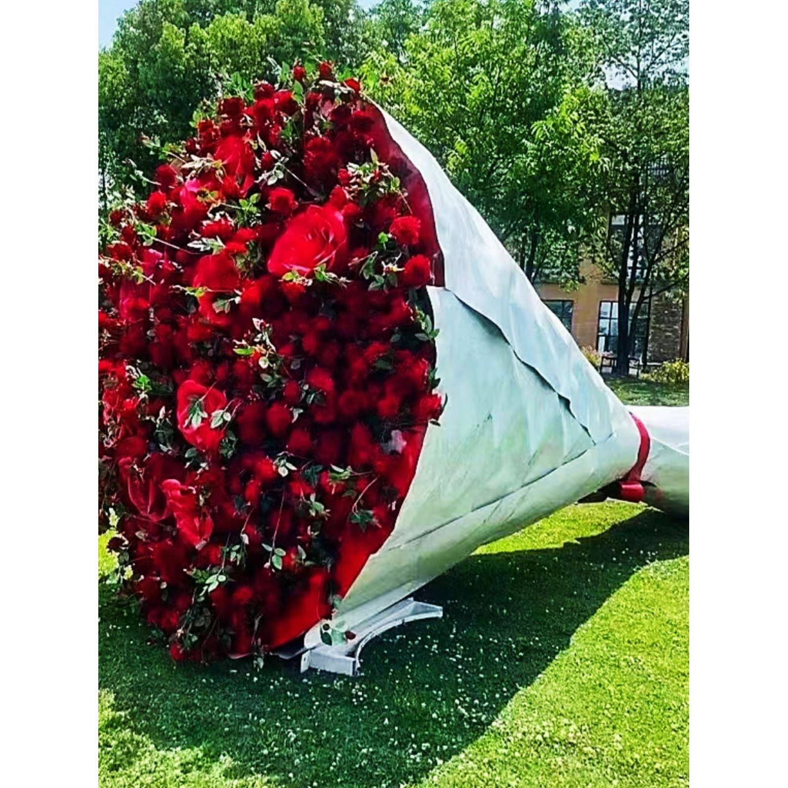 美陈饰JMO打卡落地巨型摆件场网红捧商户外花束玫瑰花装景区