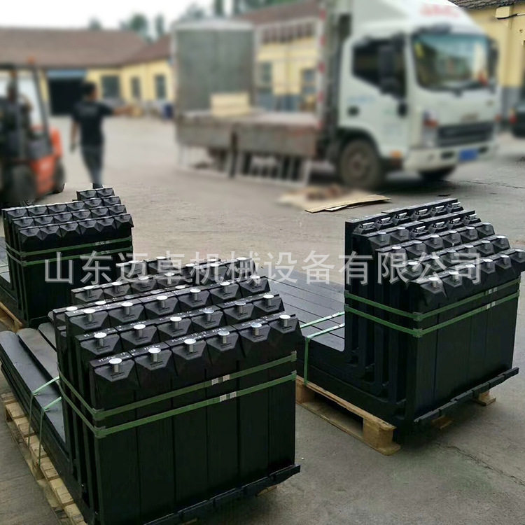 合力叉车锻打加长货叉来图定制