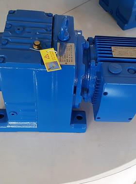 RC67-Y0.75-4P-1WTK50.83-M减-0齿轮速机RC187减速机