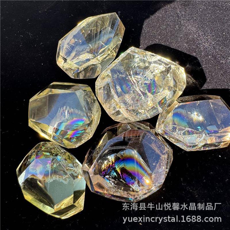 阿赛斯特莱梵天透体天然黄水晶随形彩虹晶石原石打磨家居客厅摆件