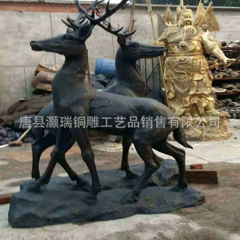 铜鹿摆件 纯铜铸造景观铜梅花鹿园林广场街道铜动物雕塑