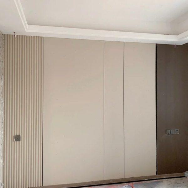 木格栅硬包背景墙沙发背景墙轻奢现代风卧室床头电视软包木饰面