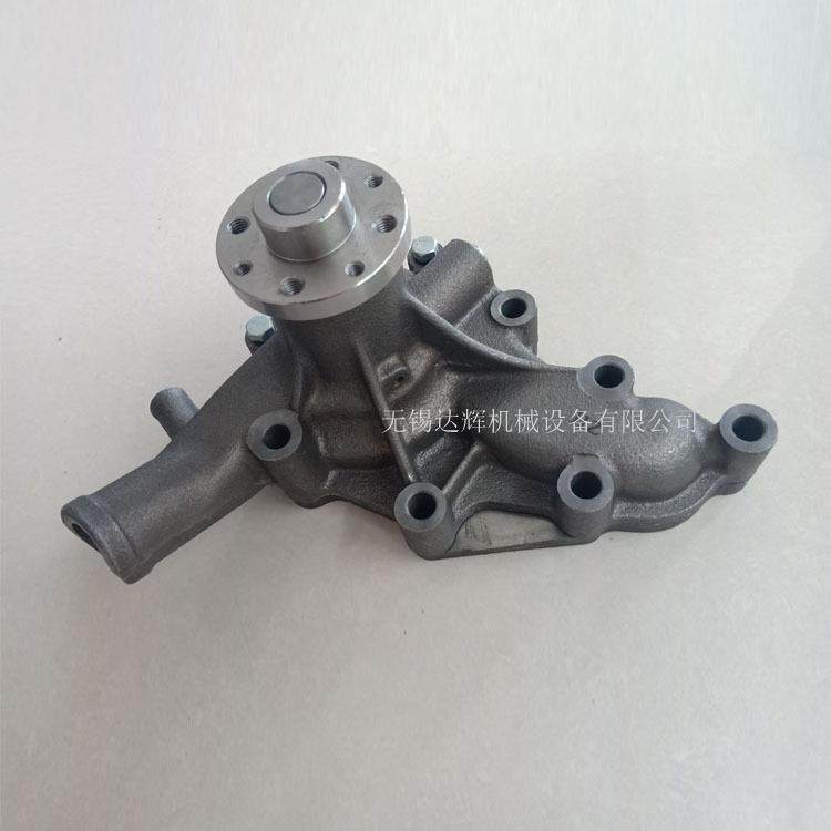 叉车配件柴油机水泵叉车水泵总成TCM杭州合力叉车C240水泵