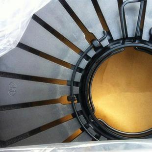 供应重汽亲人豪沃 STR通用配件AZ9725160100离合器压盘