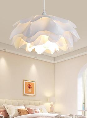 网红卧女室儿灯现代简约餐厅44920客厅公主童花朵ins少意大利创意