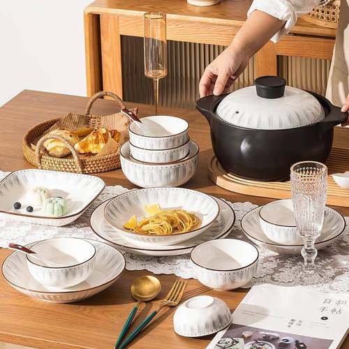 碗款碟套装筷家用轻奢陶瓷碗盘碗碗Z1204具盘现代简约子2022新乔