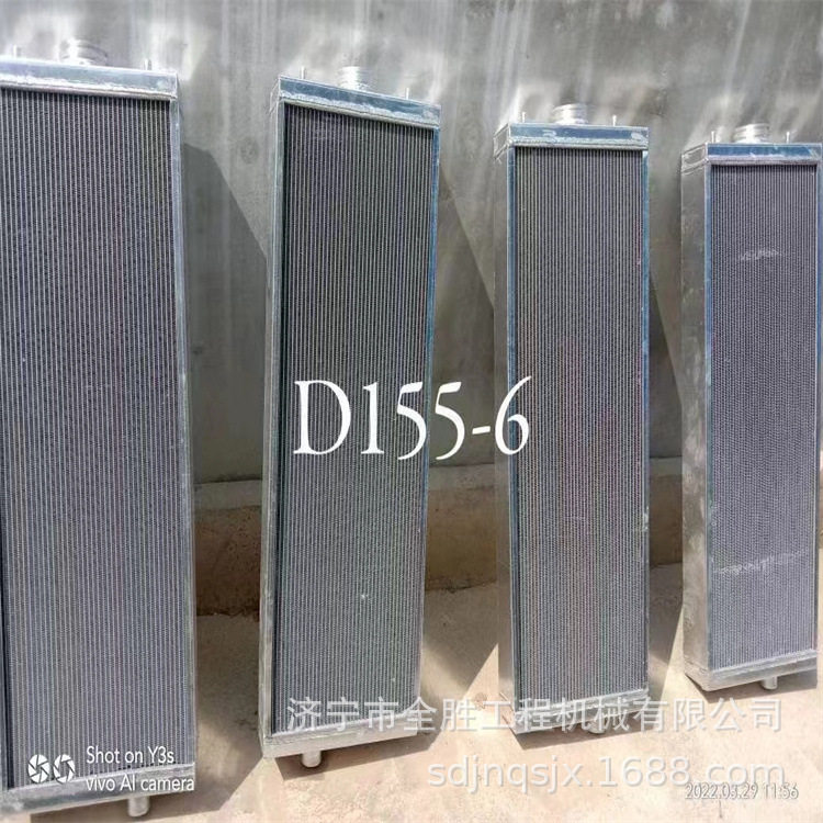 推土机水箱散热器17A-03-4111217A-03-41122适用车型D155A-6