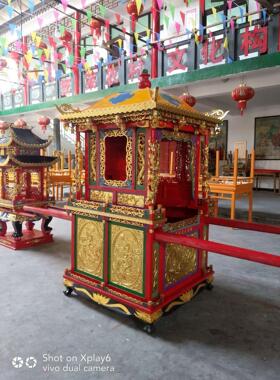 制定抬神佛轿子花轿图片 古典松木雕花彩绘抬佛八抬大轿