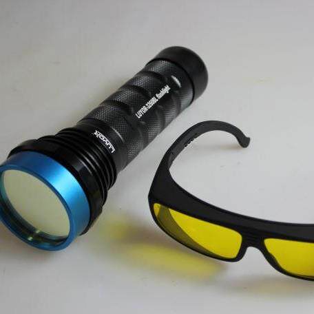 LUYOR-3260LB便携式EGFP绿色荧光蛋白激发光源