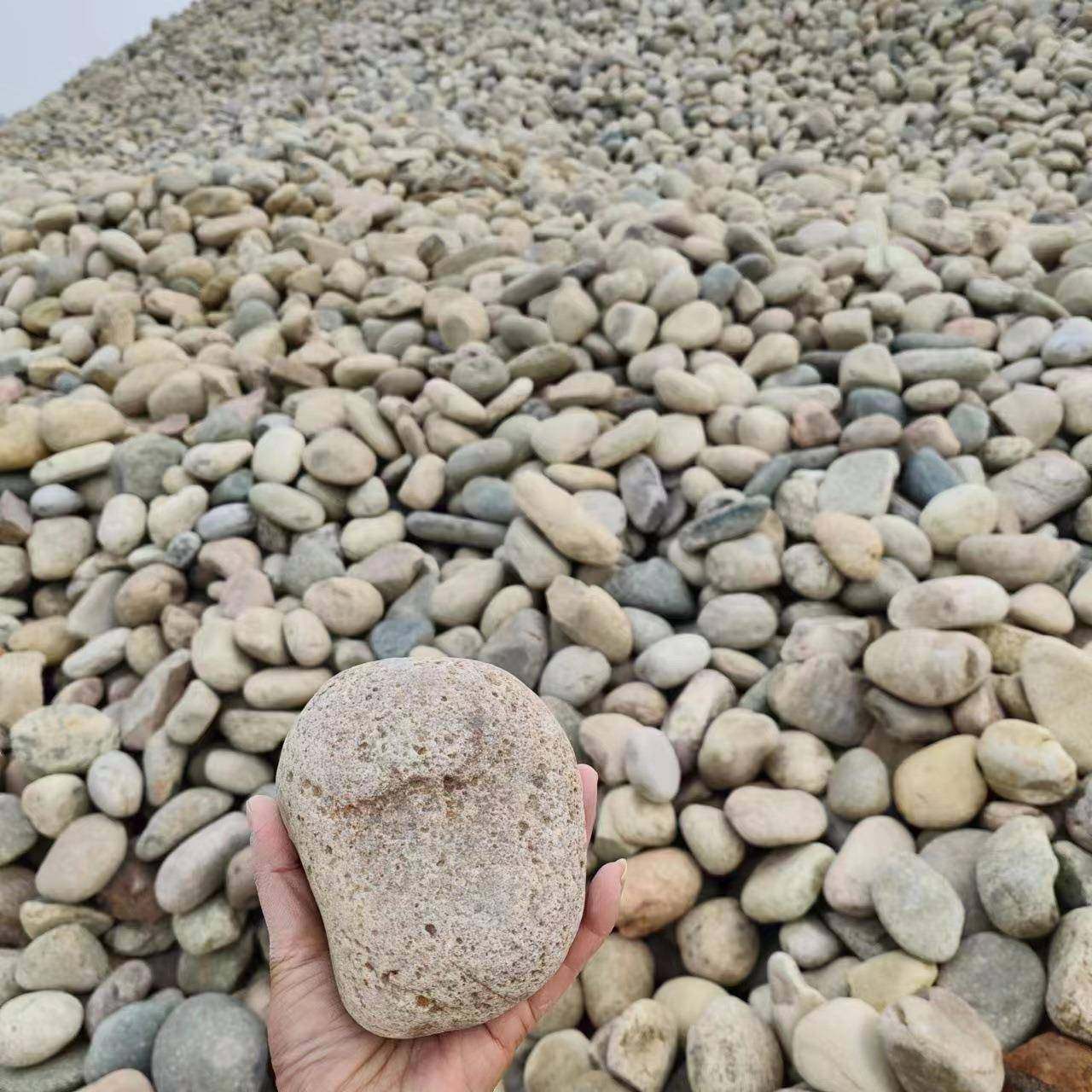 大量直销自然河卵石庭院铺路水处理油池过滤变压器鹅卵石,机械设备,其他机械设备,淘宝优惠券,粉丝福利购,淘宝优惠卷