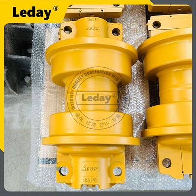 推土机D275A-5单边支重轮17M-30-01323山推推土机底盘件