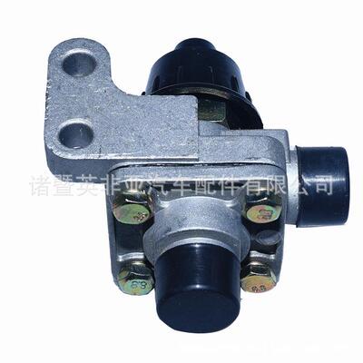 汽车配件调压阀汽车燃油阀压力调节器燃力压调节器3215MC80214油9