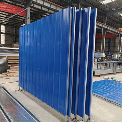 厂家现临货建工地时铁筑皮瓦V900型挡夹芯岩棉围THA彩钢围挡板