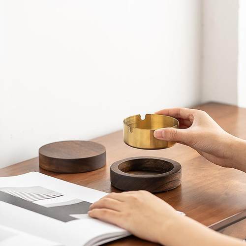 带盖烟灰缸家用办公灰轻382不奢胡桃木防飞烟味创意个性钢烟锈灰