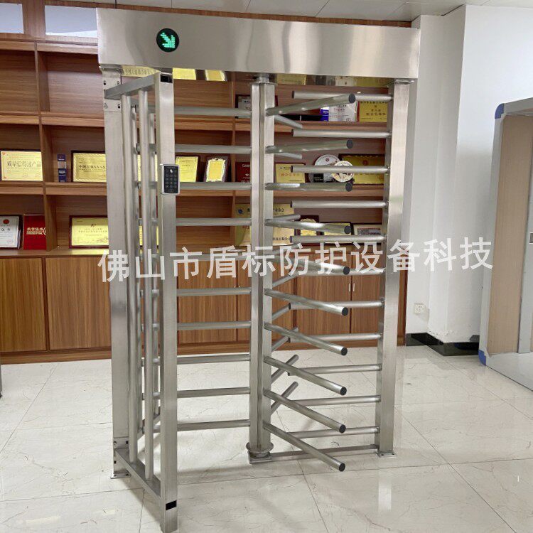 盾标防护单限滚闸手动旋转单向门小区全高智能刷卡进出防尾随门