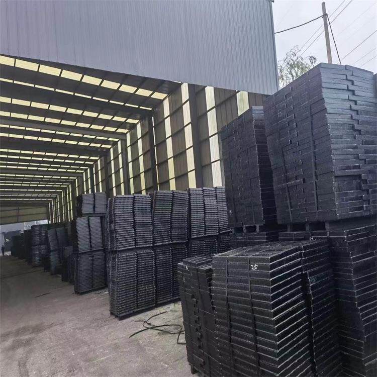 球产SNN墨铸铁沟排水盖板排污漏水粪板猪用床下水道雨水篦子厂家