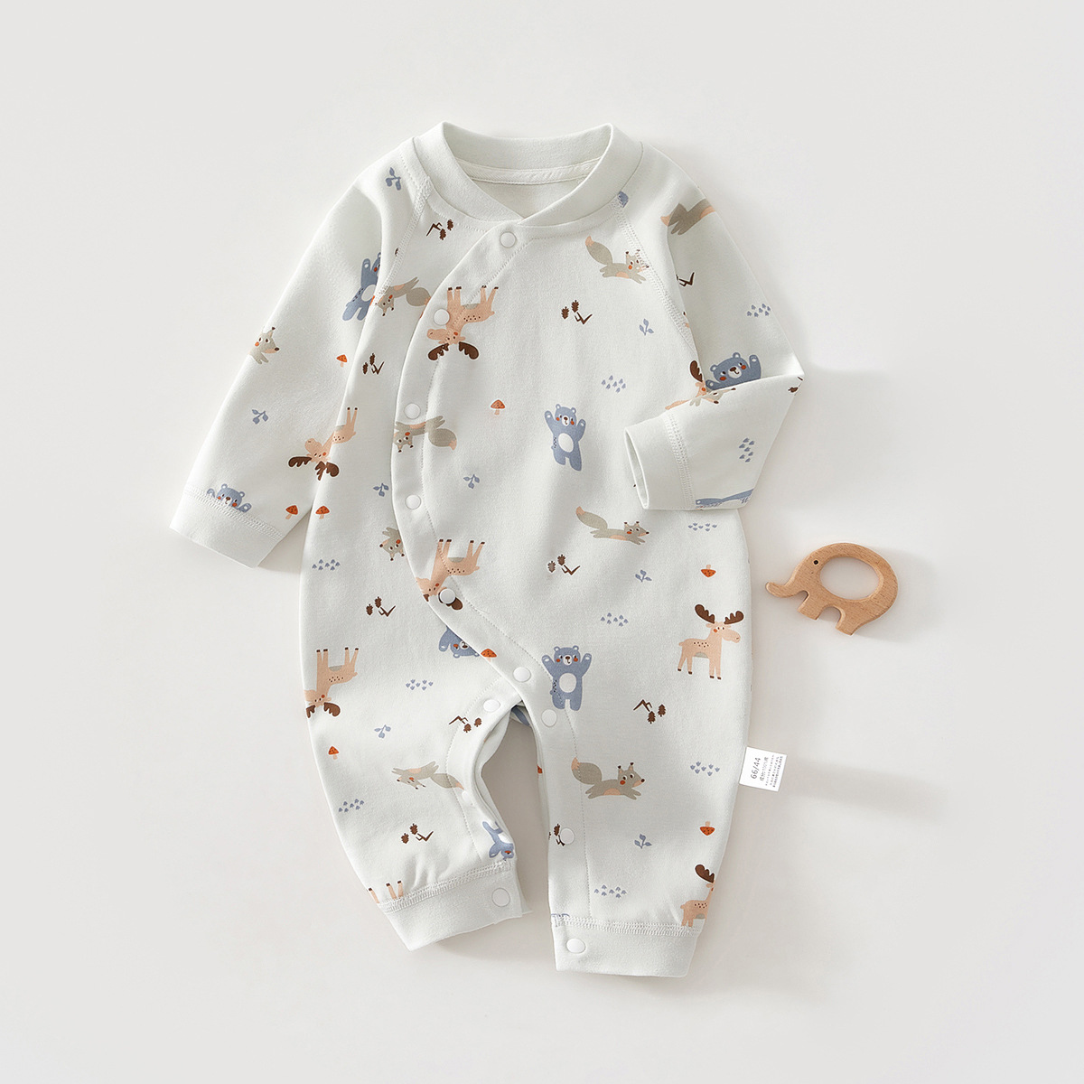 婴儿衣服春秋冬款纯棉宝宝连体衣无骨长袖新生儿哈衣爬服贴身内衣