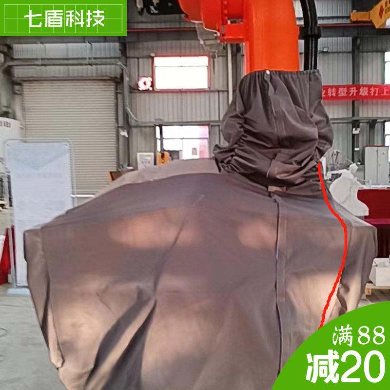图灵TKB2600喷砂机器人防护服pvc防高温隔热