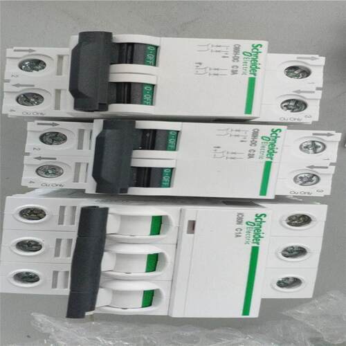 M9F115125好价格断路器C65N4358233PC613AM9F15210M9F1321525