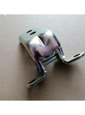 82420-2J00A适用于途乐Y61车门饺链