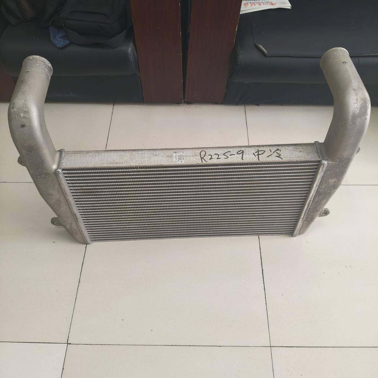 挖机配件现代220-9/220-9S/225Vs/225-9/305Vs原厂中冷器总成