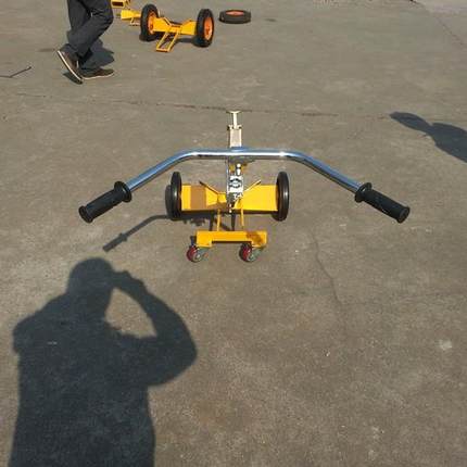 上海供应DE450D四轮10寸橡胶轮油桶推车液压油桶搬运叉车液压搬运