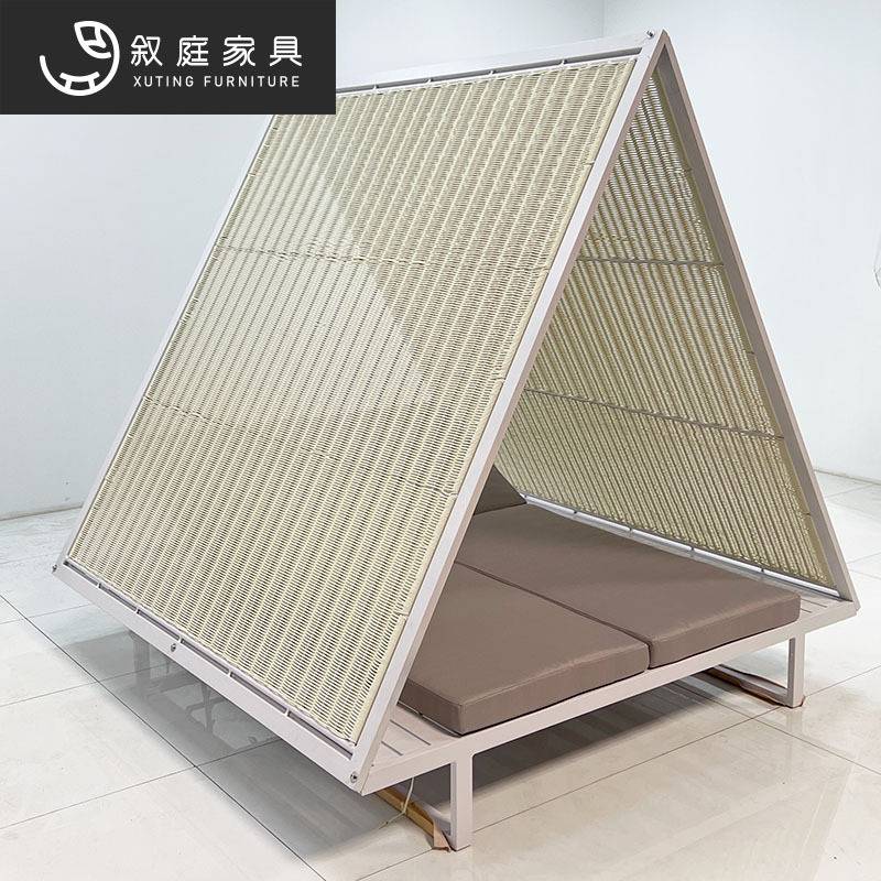 户外泳池躺床沙发庭院景区防水防晒躺椅创意设计室外藤编双人躺床