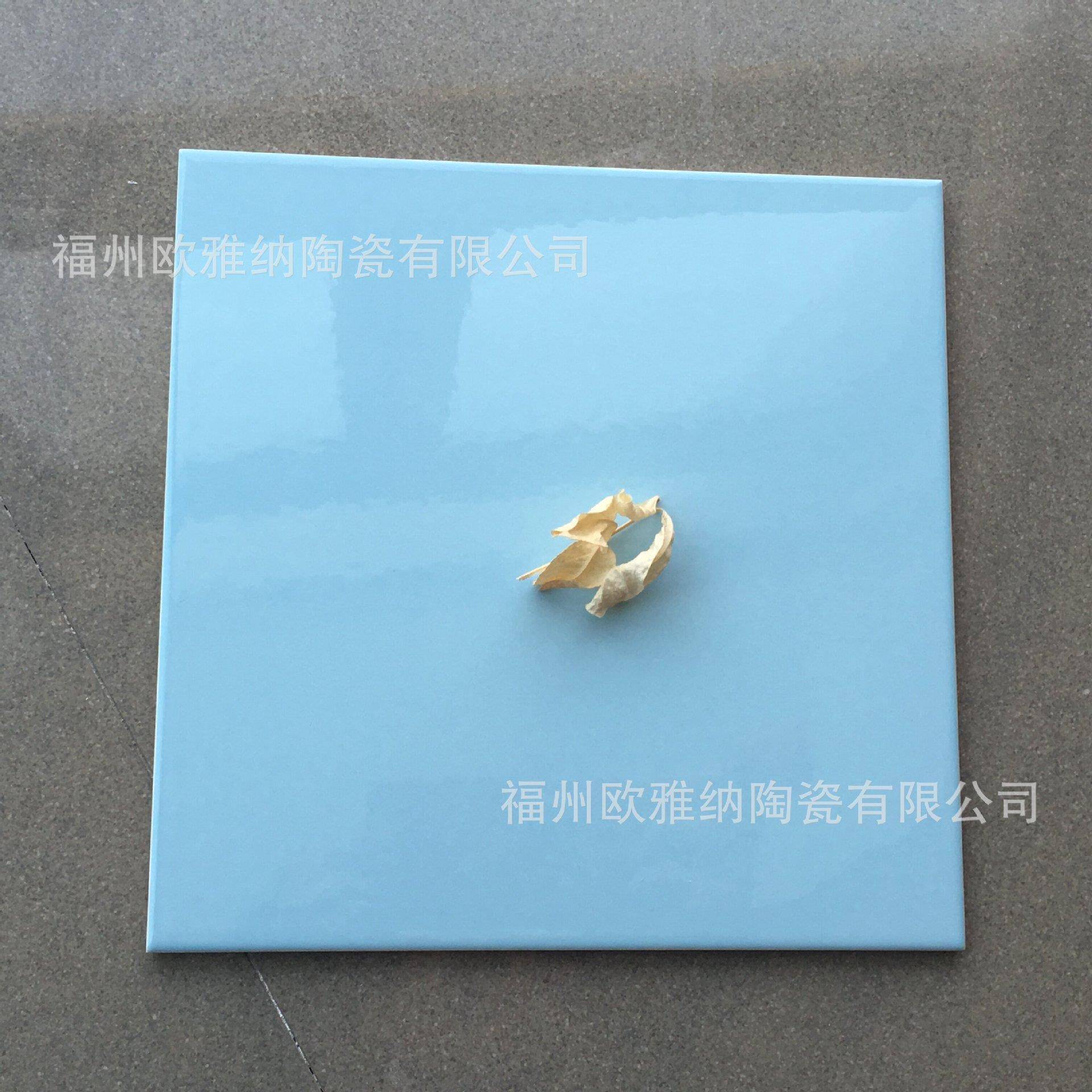优等200*200不透水浅蓝色内墙砖卫生间厨房瓷砖幼儿园