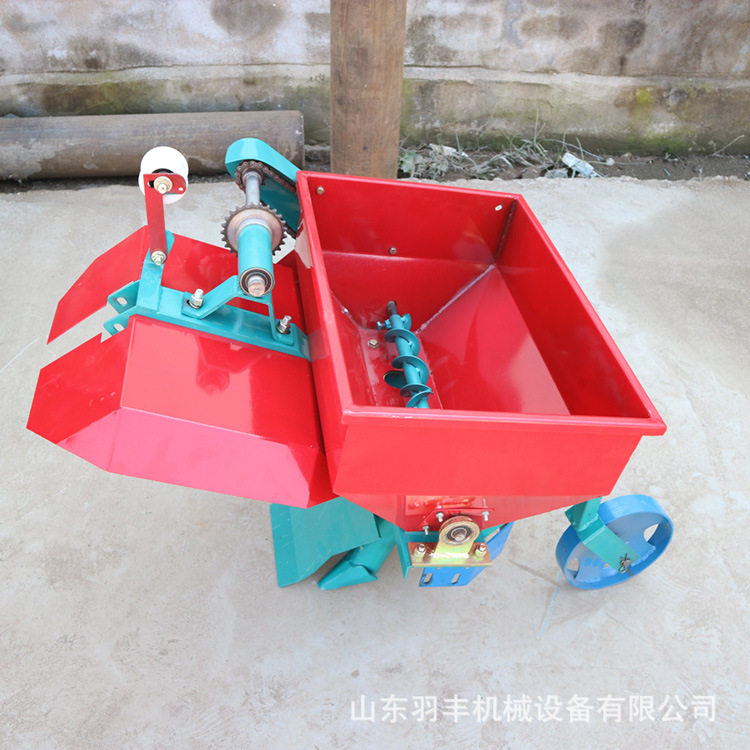 开沟施肥回填一体机干湿粪撒粪机撒粪器果园撒粪施肥器施肥机