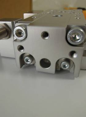 喜开理CKD轻量铝制滑台线性滑动气缸LCR-8-50-F2H3-D-S1-P72