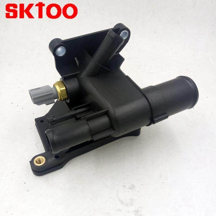 适用于马自达3M5M6出水口总成LF94-15-17Z