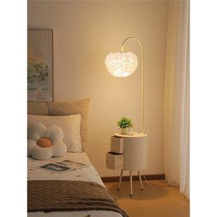 法奶油风床柜儿童女孩小型主卧室PIA创意置替代边几式物头架台灯