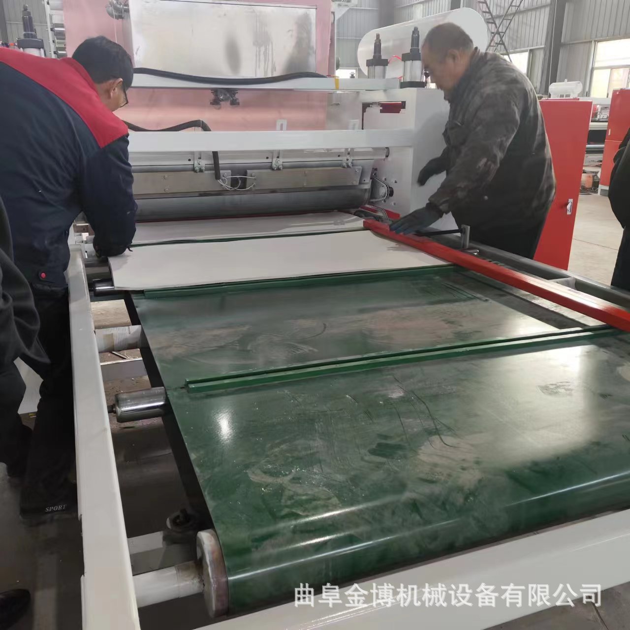 陶瓷纤维毛毡铝箔复合机成卷防滑地毯背胶涂胶机人造草坪复合机
