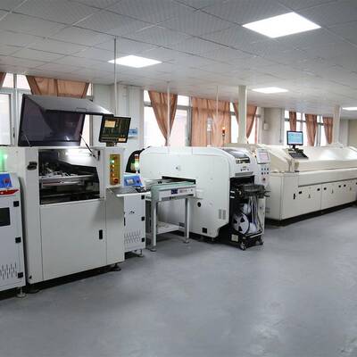 跨境居家墙子卧室客厅大堂高清LCD数字显示贴壁CKN钟多功能挂钟电