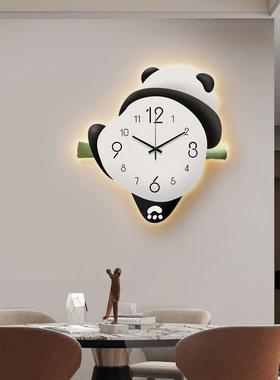 网红熊猫挂钟2025新款约AL102136厅现代客表钟简家用餐厅装饰画时
