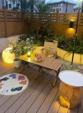 ?户外板塑木地圆孔沟槽防腐木阳台别防花67147园墅庭院栈道水腐木