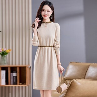 新中式盘扣针织连衣裙女秋冬季小个子修身显瘦配大衣打底毛衣裙