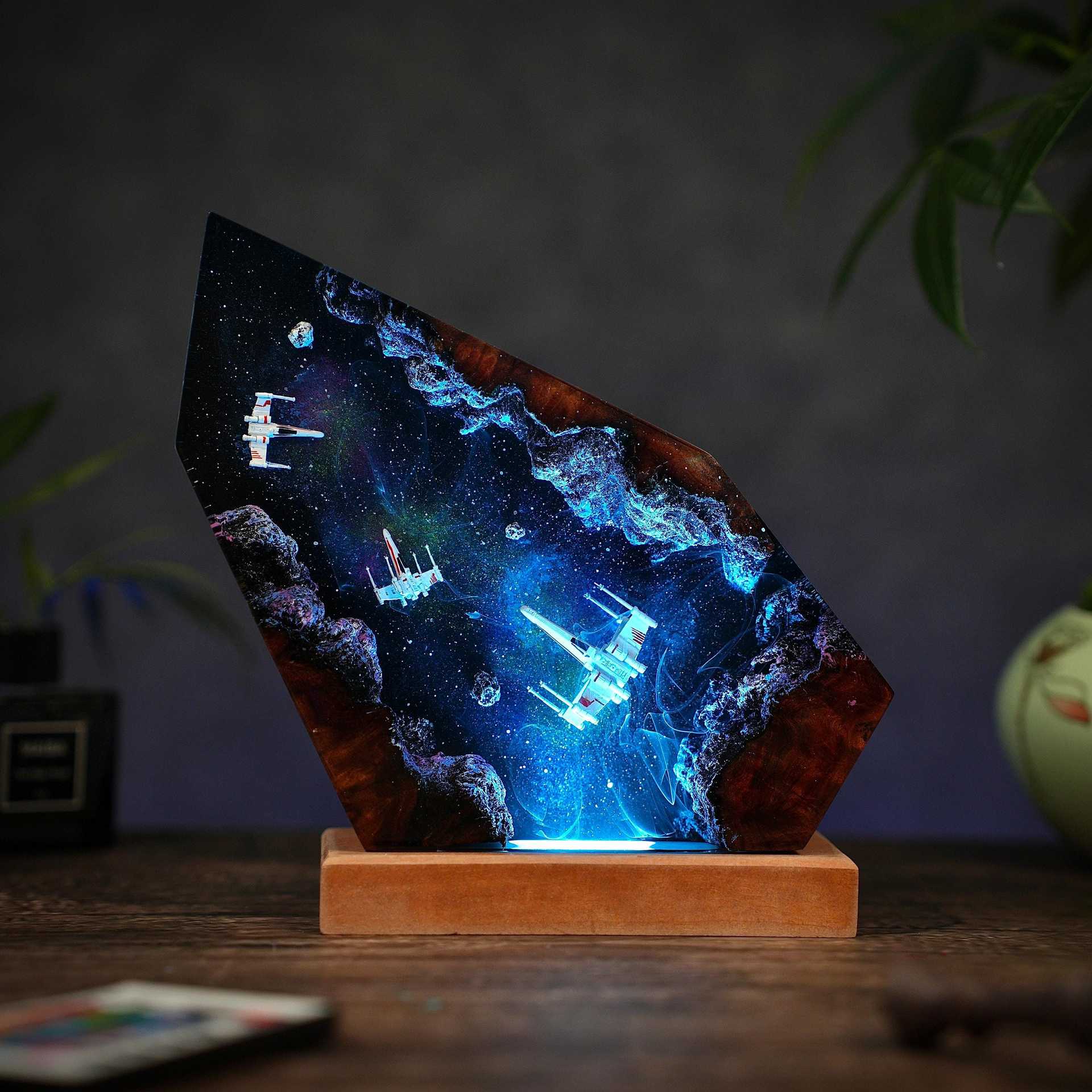 跨境galaxy resin lamp星球大战树脂灯太空飞船大战送朋友树脂灯