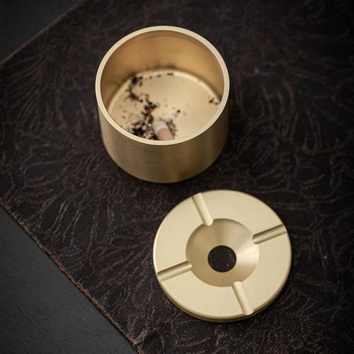 烟灰缸黄铜带飞盖防家用客厅意个性灰酒店办公室家居礼91创品摆件