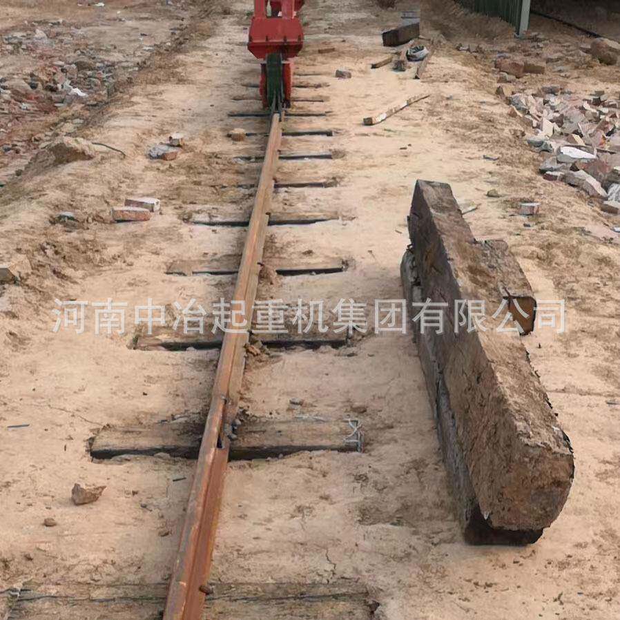 龙门吊轨道旧枕木2.5米3米油浸新旧枕木收售新旧轨道枕木量