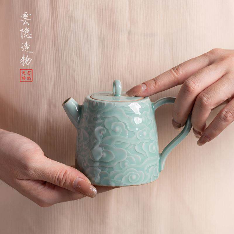 青瓷陶瓷祥云茶壶小号单人编钟单壶浮雕带把简约家用茶具泡茶壶