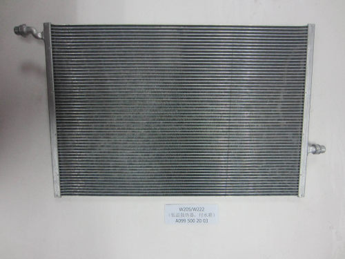 适用于W205/W222(低温散热器附水箱)A0995002003冷凝器散热网