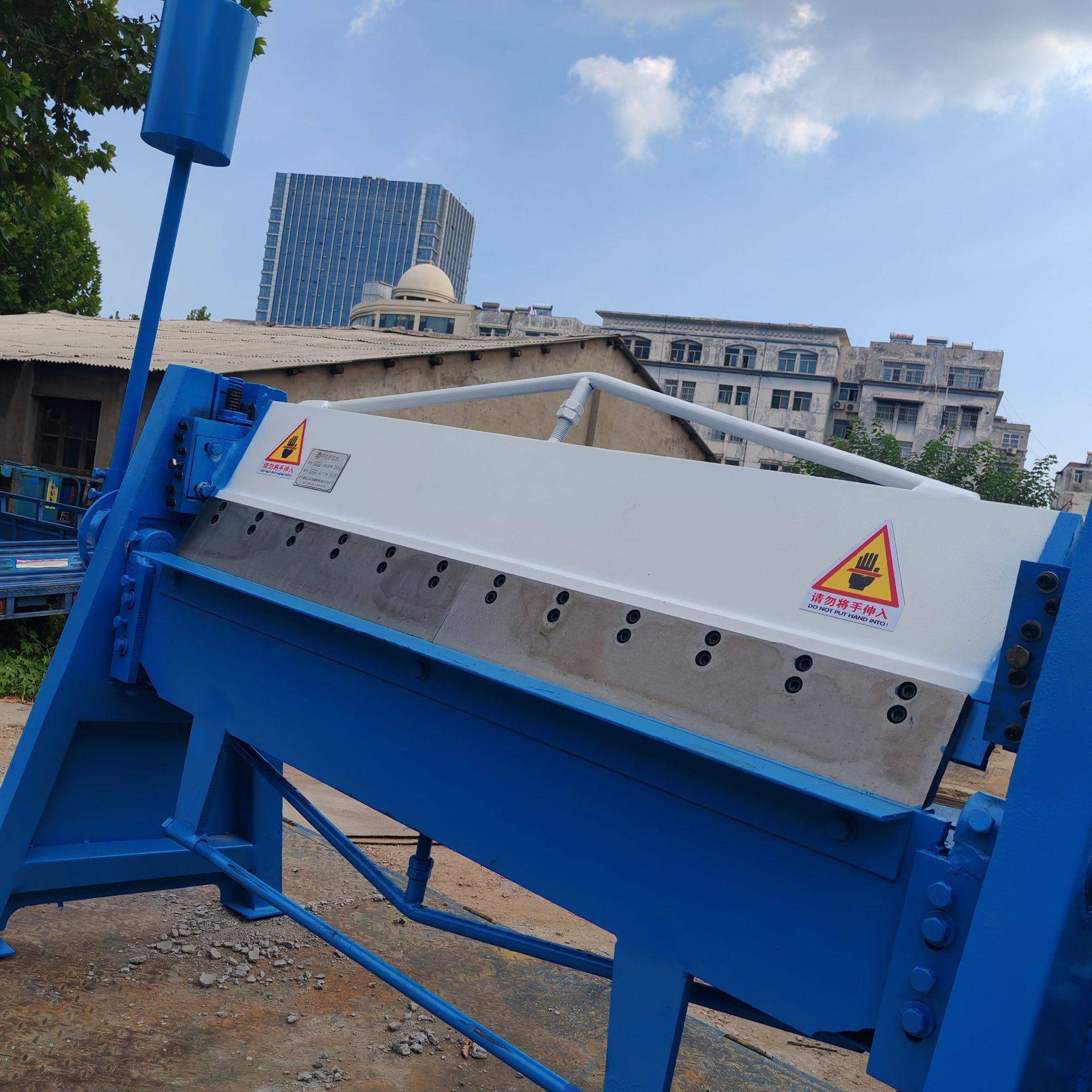 小型折弯工具不锈钢白铁皮折板设备1300mm手动折边机