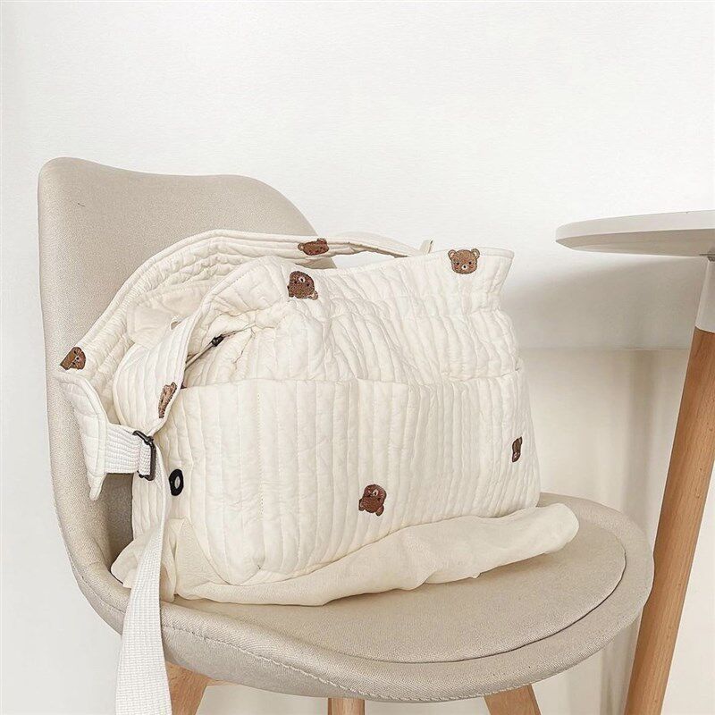 宠物外出包韩国斜跨单肩包简约轻便便携猫咪狗狗背包小型犬带垫板,宠物/宠物食品及用品,宠物背包,淘宝优惠券,粉丝福利购,淘宝优惠卷