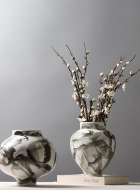 现代约哑光陶花简瓶摆CZP手绘插花花器家居茶瓷室书房创意装饰品