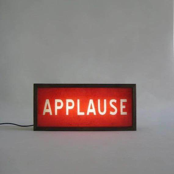 爆款APPLAUSE创意灯箱展示led灯气氛灯家居广告灯