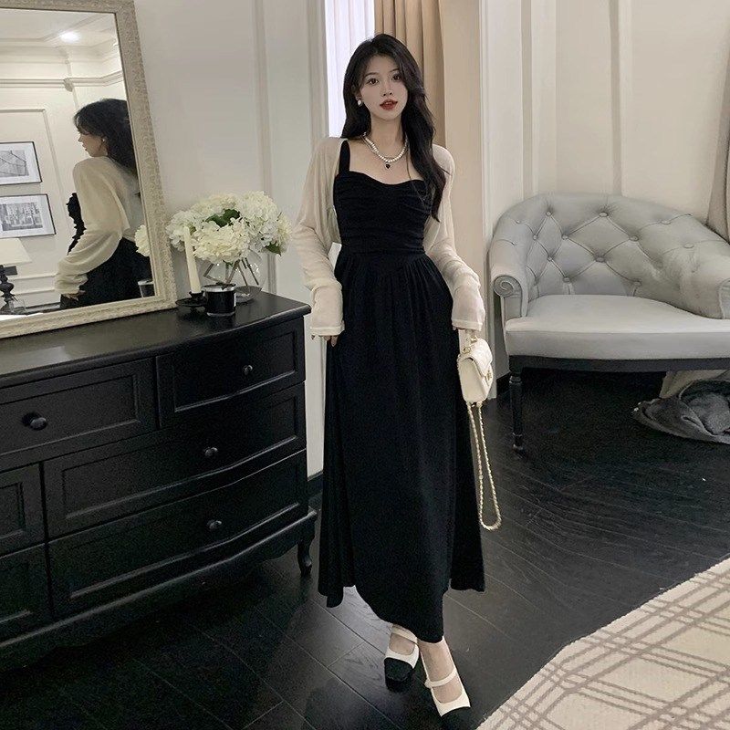 一尧【最长的电影】法式复古吊带连衣裙女夏季黑色长裙两件套