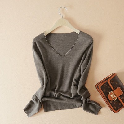 春秋款 洋气镶钻V领薄款修身超细美丽诺羊毛针织衫长袖打底上衣女