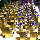 润587滑系统双线分配递式 四黄进油油路两进器出型分油泵油阀