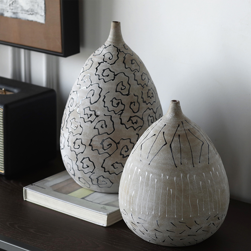 北欧新款法式创意干花花插陶瓷花瓶摆件样板间客厅花器侘寂风陶罐